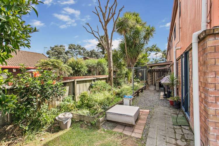 22 Reid Road New Lynn_7