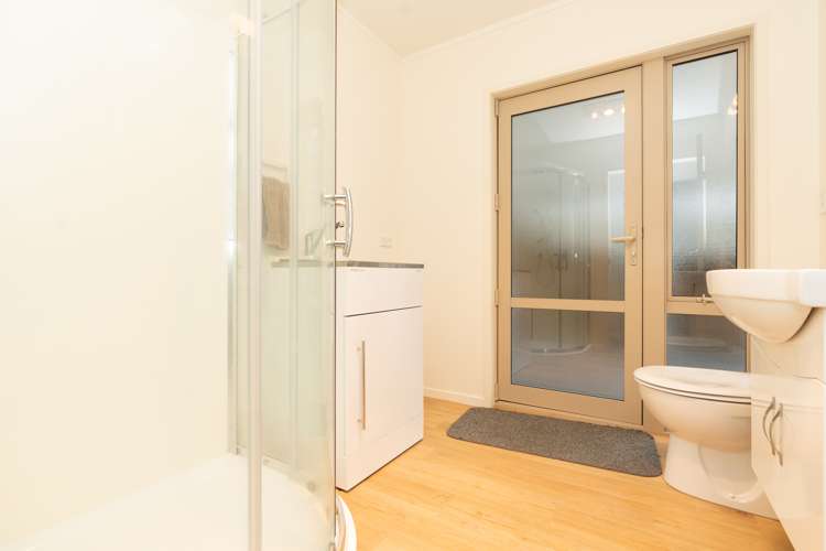 182a Tramway Road Enderley_24