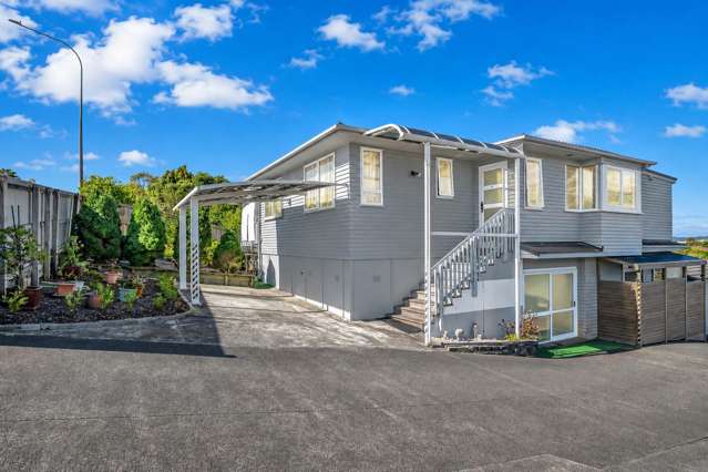 Live, Work & Add Cash Flow in a Prime Howick