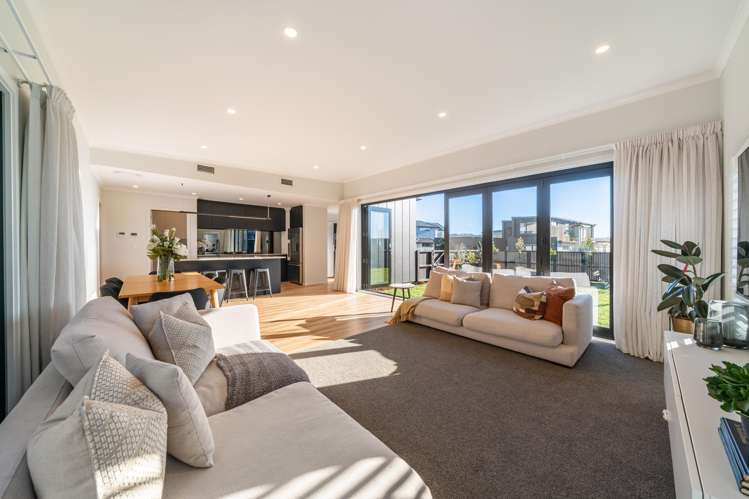 12 Kaiaho Close Aotea_7