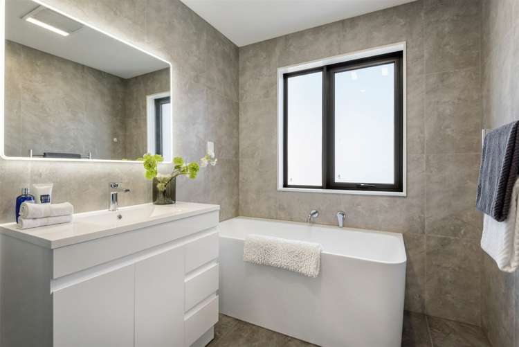 8/14 Williamson Avenue Belmont_27