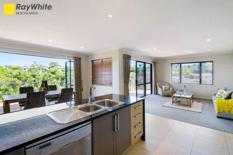 35 Pine Harbour Parade Beachlands_16