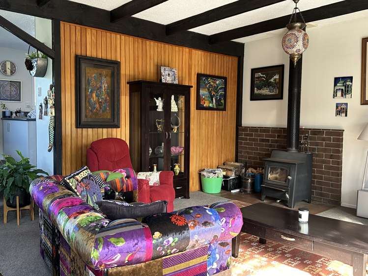 184 Sale Street Hokitika_9