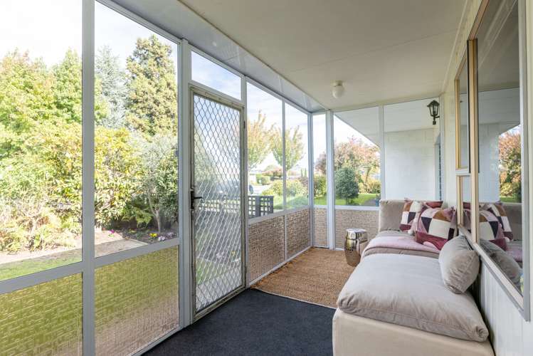 805 Willowpark Road South Akina_11