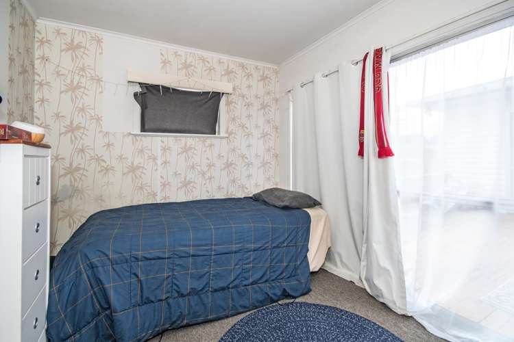 58 Hallberry Road Mangere East_13