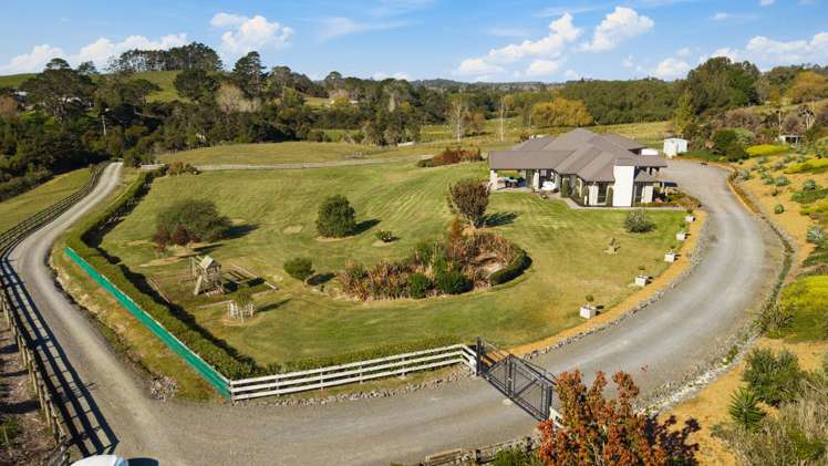 246 Blackbridge Road Dairy Flat_31