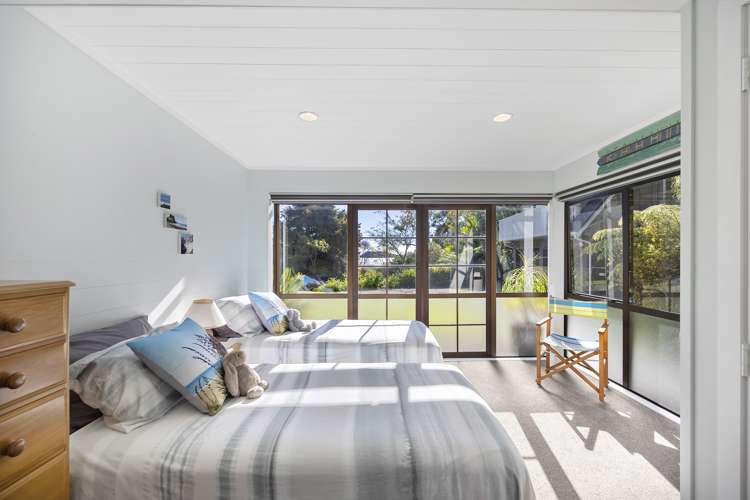 6 Te Papa Road Kawakawa Bay_12