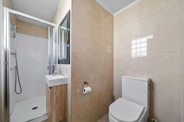 4 Kenderdine Road Papatoetoe_15