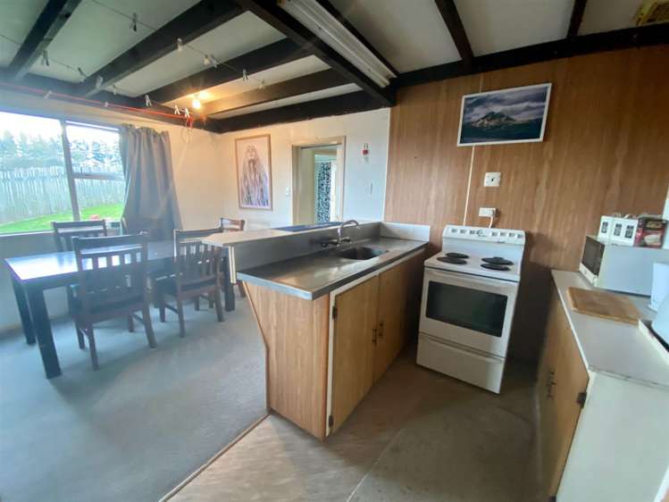 19 Hill Street Purakaunui Inlet Dunedin City Houses for Sale