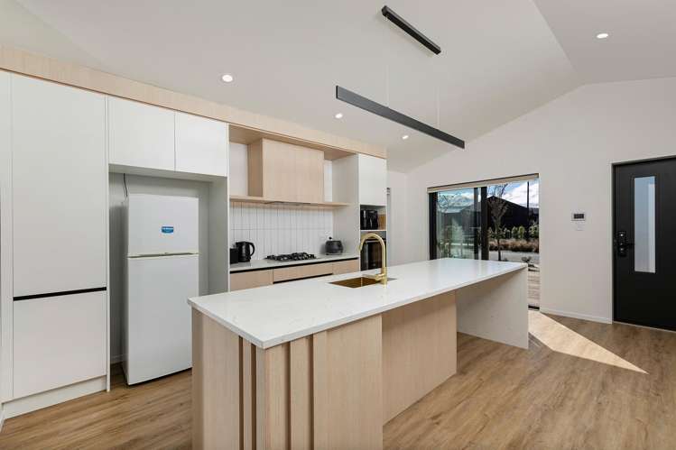 23 Wooing Tree Avenue Cromwell_6