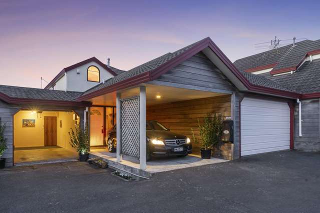 2-3 Scorian Close Karori_1