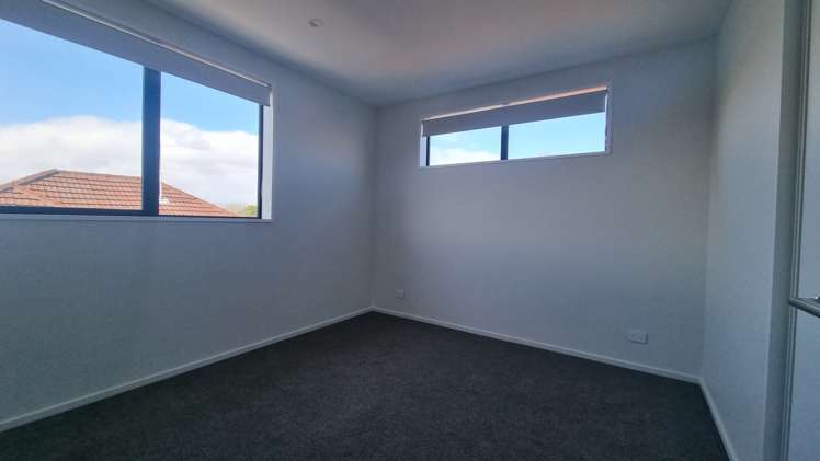 2/11 Halliwell Avenue 1505_6