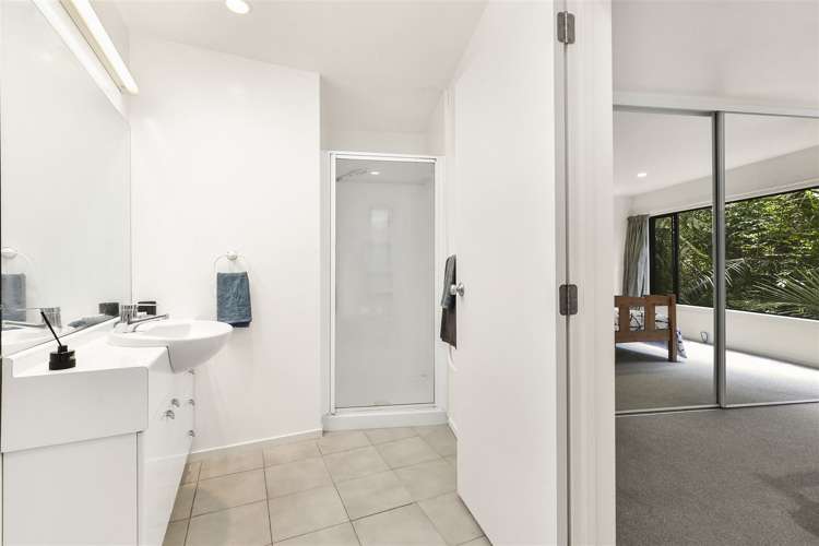 2/4 Hebe Place Birkenhead_12