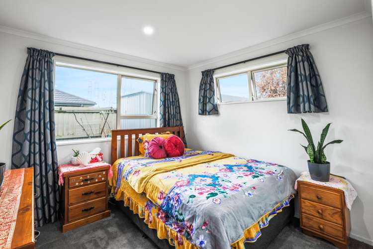 25 Arabella Crescent Yaldhurst_11