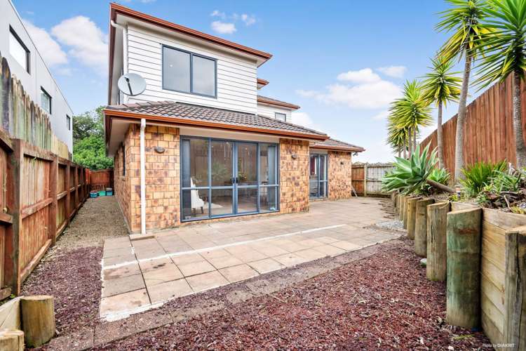 55 Norwood Drive Flat Bush_14