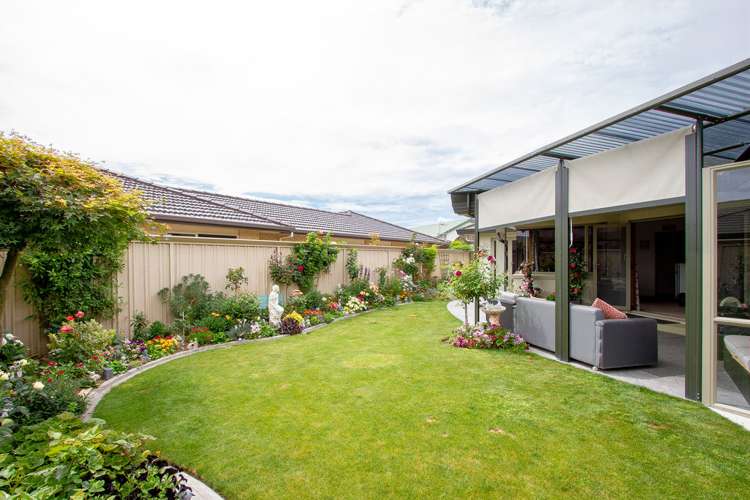7 Halkin Mews Taradale_16
