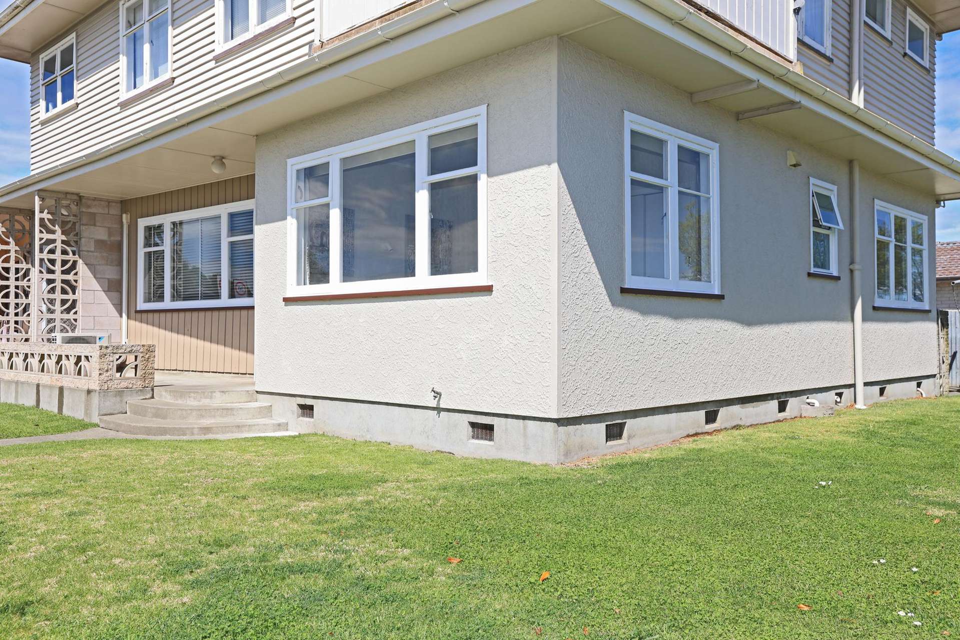 2/310 Lyndon Road West Hastings_0