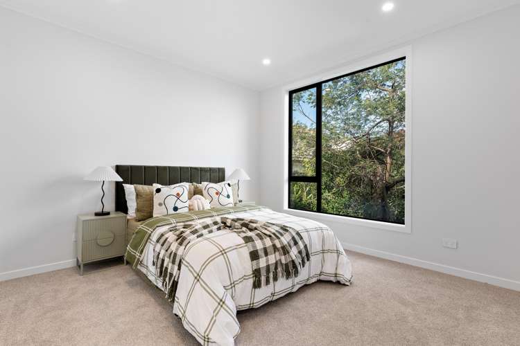 545 Beach Road Murrays Bay_20