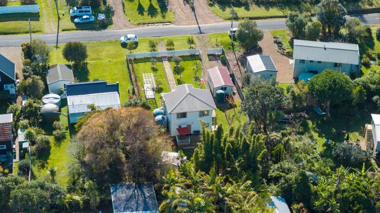 9 Nikau Road Oneroa_5