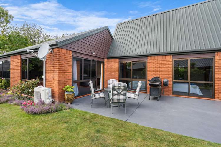 14 Brockhall Lane Avonhead_23