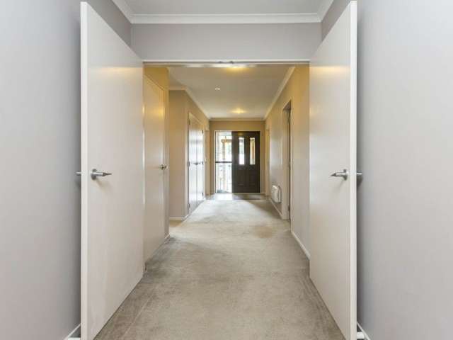 6 Mcewen Crescent Riverstone Terraces_2