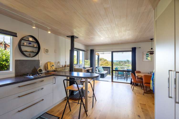 6569 Pouto Road Pouto_9