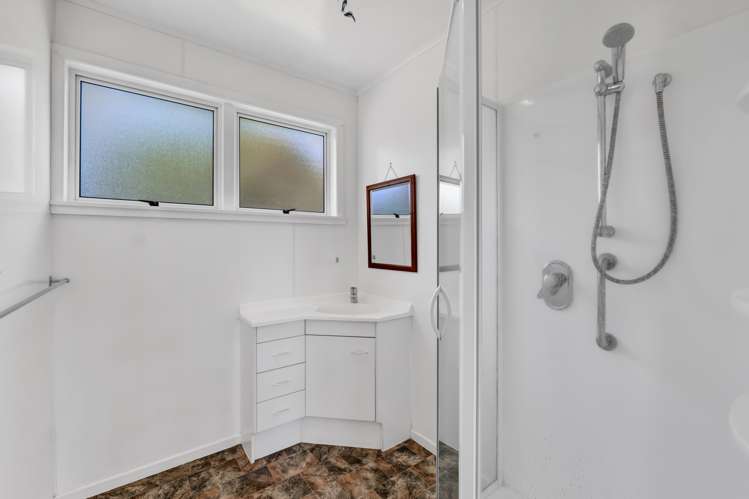 9 Kowhai Street Inglewood_10