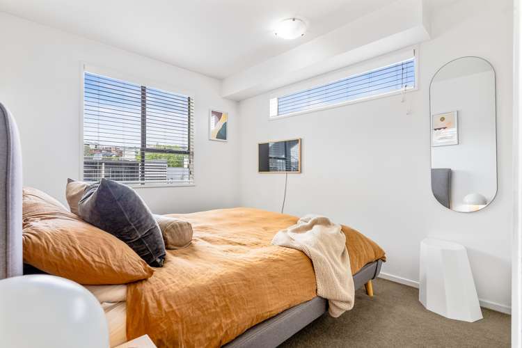 2a/6 Piwakawaka Street Eden Terrace_6