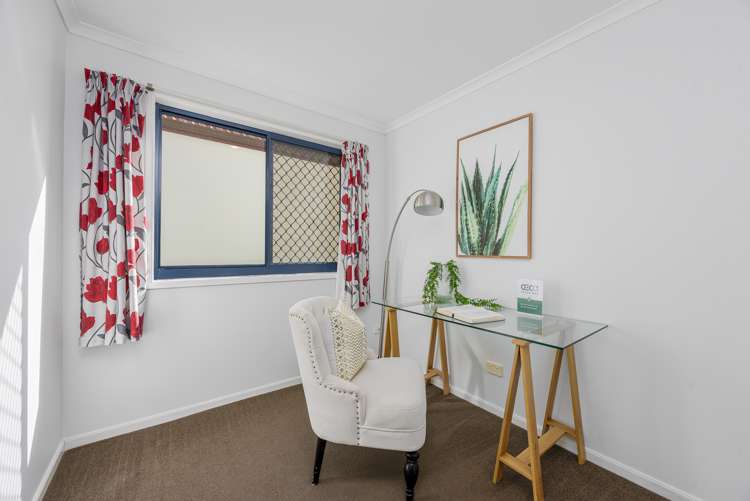 4 Parkwood Crescent Gulf Harbour_14