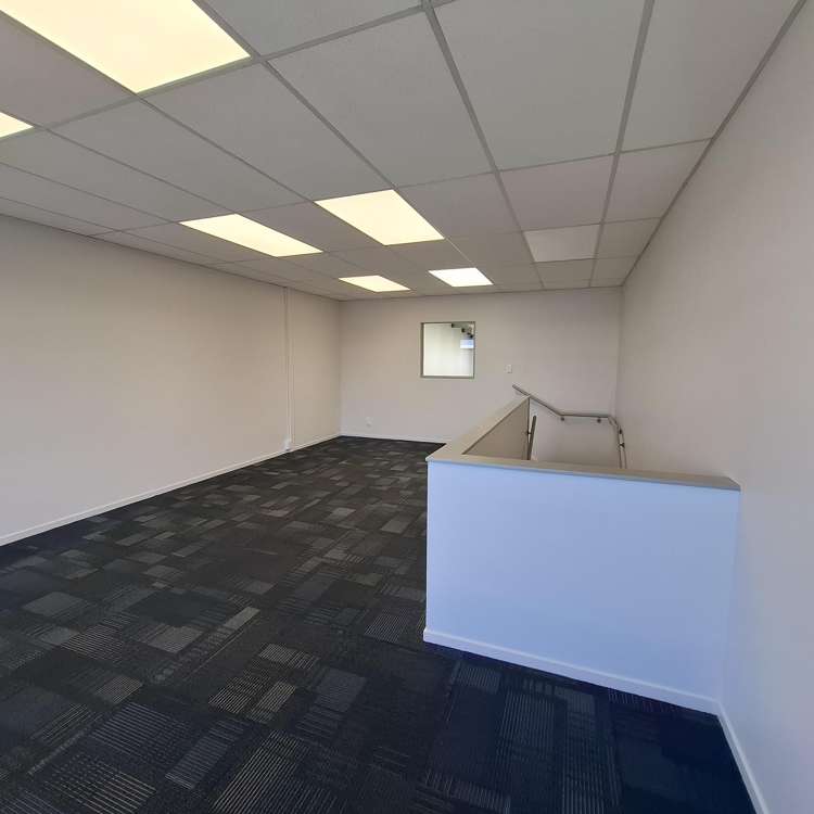 4/15 Paramount Drive Henderson_5