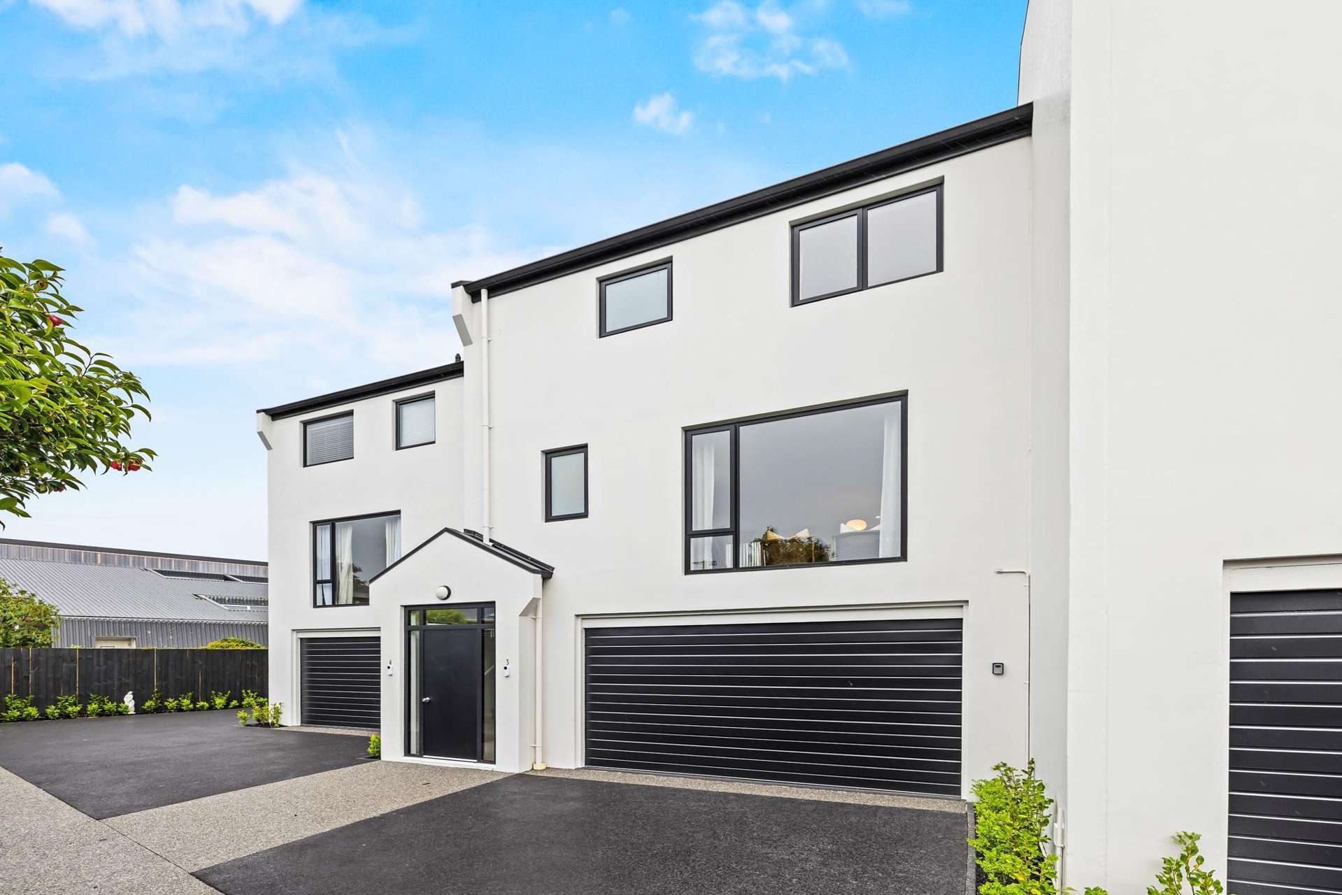 3/75 Andover Street Merivale_0