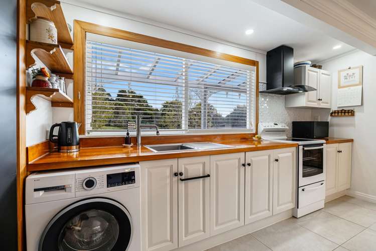 43 J Tolhopf Road Puhoi_11