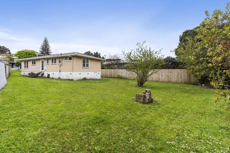 33 Mountain Road Mangere Bridge_17