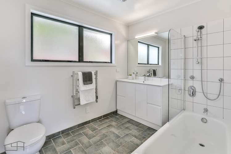 33 Cron Avenue Te Atatu South_17