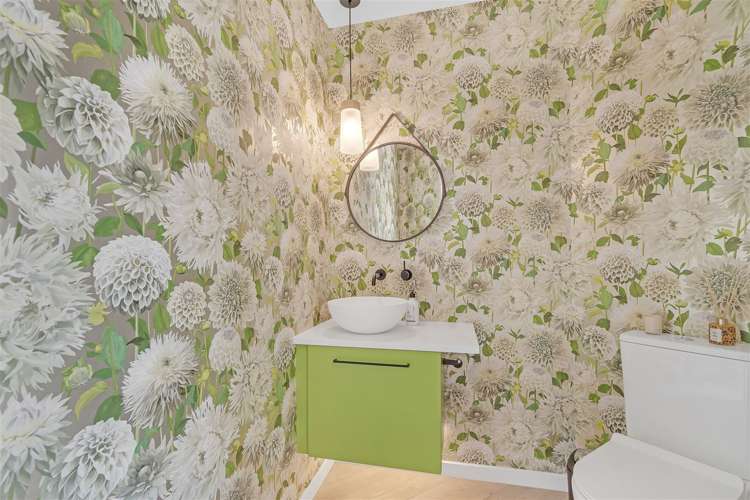 10 Snow Cup Close Lincoln_26