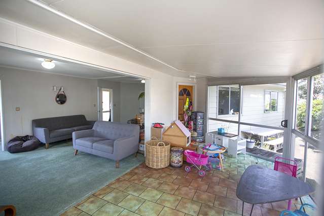 103b Ocean Road Whangamata_3