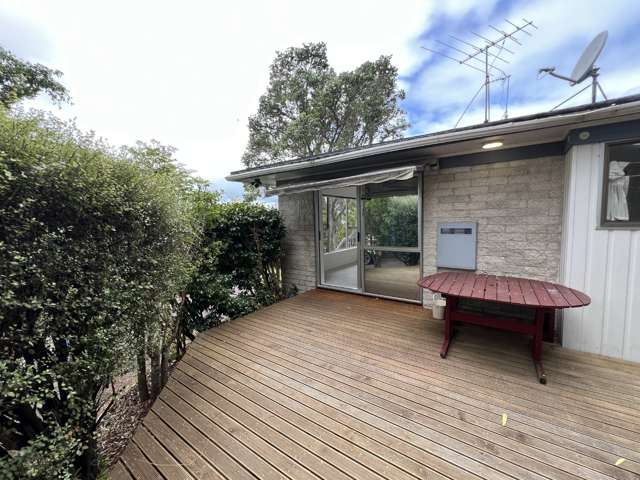 1/8 Tusac Place Totara Vale_1