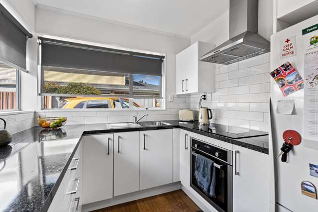 2/19 Molesworth Place Somerfield_3