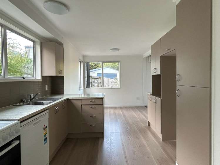 44 Clyma Place Massey_10