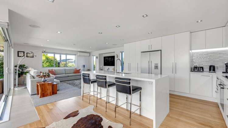 21 Constellation Avenue Beachlands_44