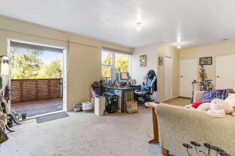 42 West Lynn Road Titirangi_15