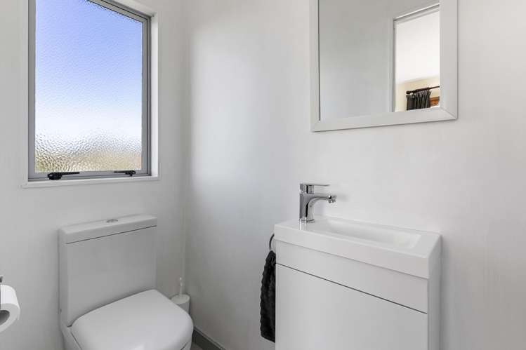 99 Kamara Road Glen Eden_8