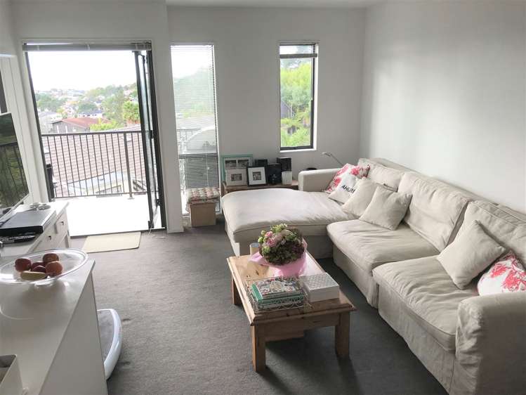 B302/525 East Coast Road Browns Bay_5