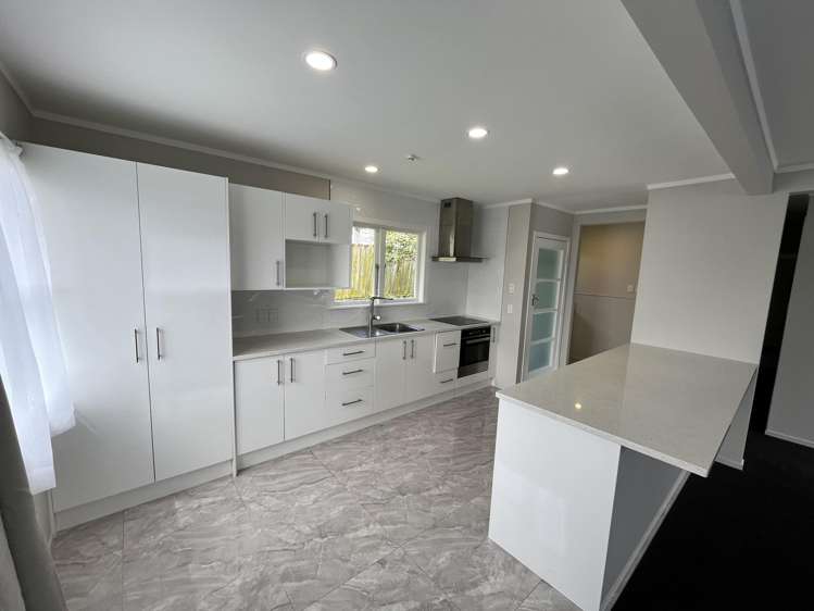 2 Kelston Street New Lynn_10