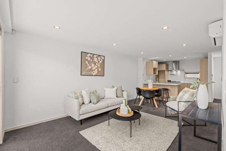 2/372 Worcester Street_3