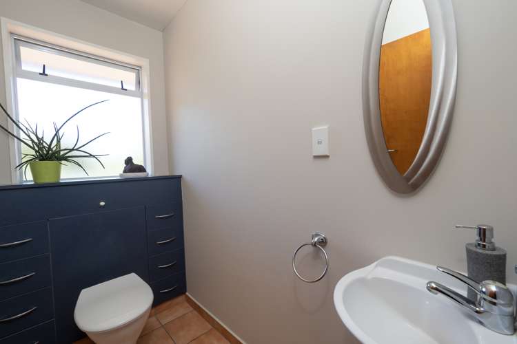 96 Middle Road Allenton_30