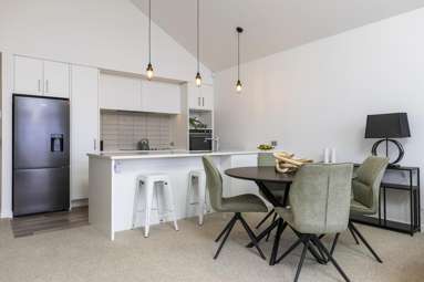 7/6 Wheretia Street_4