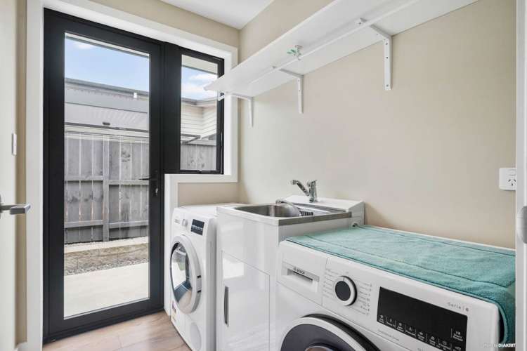 32 Siren Street Wainui_18