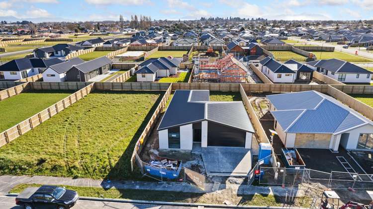 8 Timmins Street Elgin_19