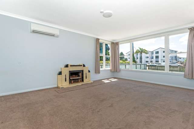 678 Gladstone Road Te Hapara_3